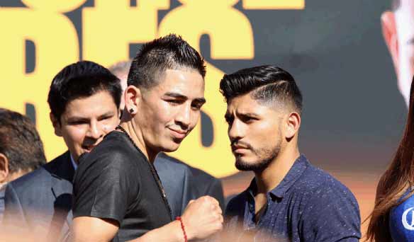 Santa Cruz vs Abner Mares