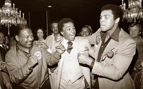 (Muhammad Ali, Sugar Ray Robinson y Sugar Ray Leonard)