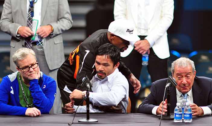 Pacquiao y Mayweather en rueda de prensa