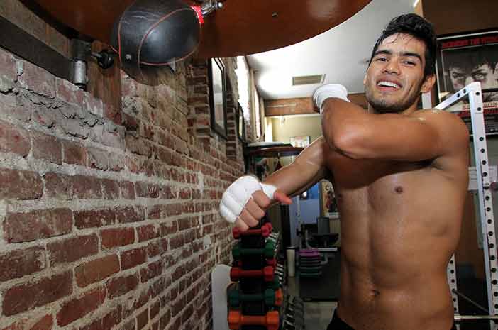 Gilberto "Zurdo" Ramirez