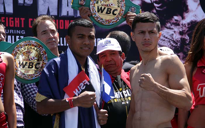 ROMAN GONZALEZ VS MCWILLIAMS ARROYO - PHOTO CREDIT: NAOKI FUKUDA