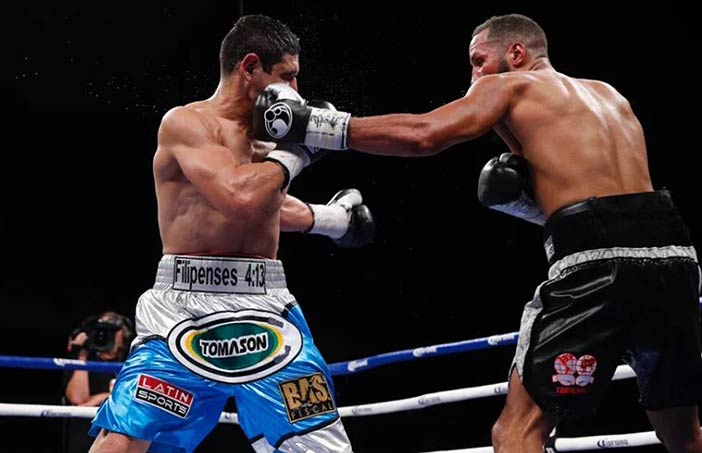 Rogelio "Porky" Medina vs James DeGeale (Foto: Promociones del Pueblo)