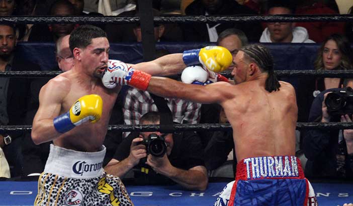 KEITH THURMAN VS DANNY GARCIA (PHOTO CREDIT: SUMIO YAMADA)