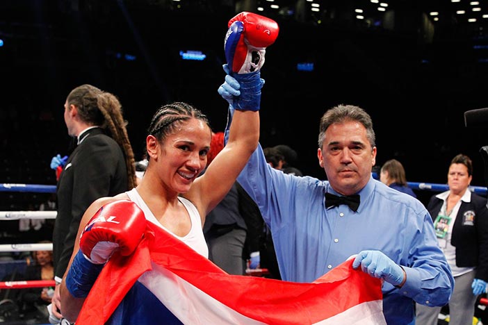 Amanda Serrano (Foto: Ed Diller / DiBella Entertainment)