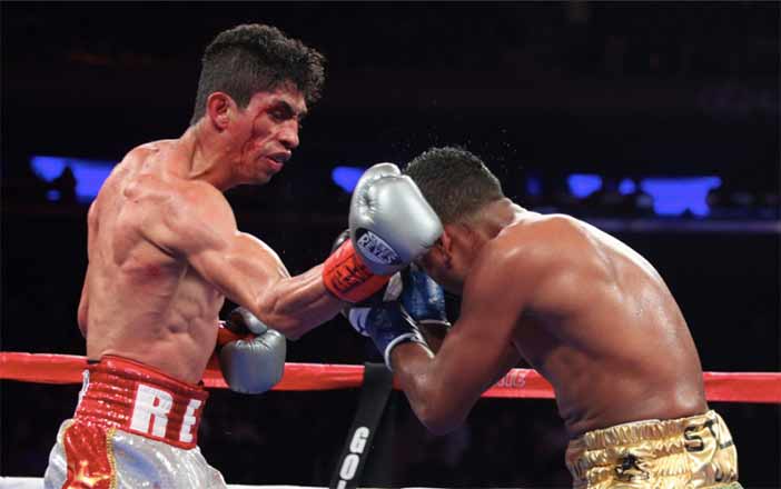 Rey Vargas vs Óscar Negrete (Fogo: HBO Boxing)