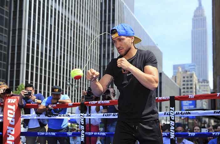 Lomachenko tennis ball (Mikey Williams/Top Rank)