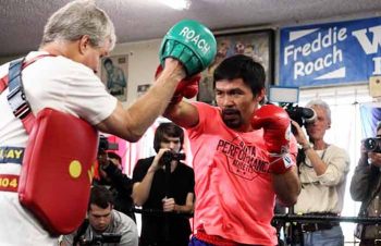 Pacquiao entrenando (Foto: Chris Farina)