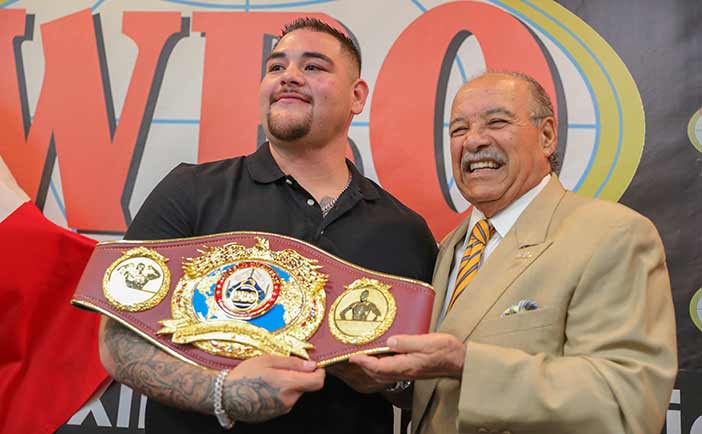 Andy Ruiz y Paco Valcarcel (Foto: Víctor Planas / WBO