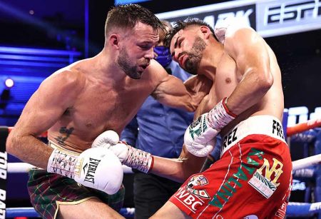 Josh Taylor vs. José Ramírez (Mikey Williams / Top Rank vía Getty Images)