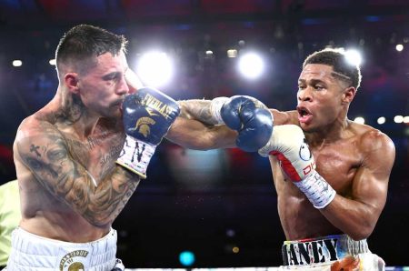 Devin Haney Dominó a George Kambosos Jr.