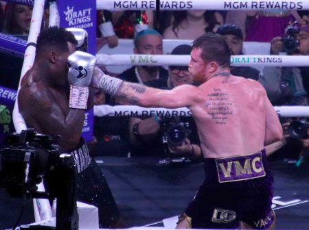 SAUL ALVAREZ VS JERMELL CHARLO