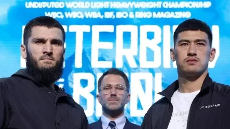 Beterbiev y Bivol en conferencia