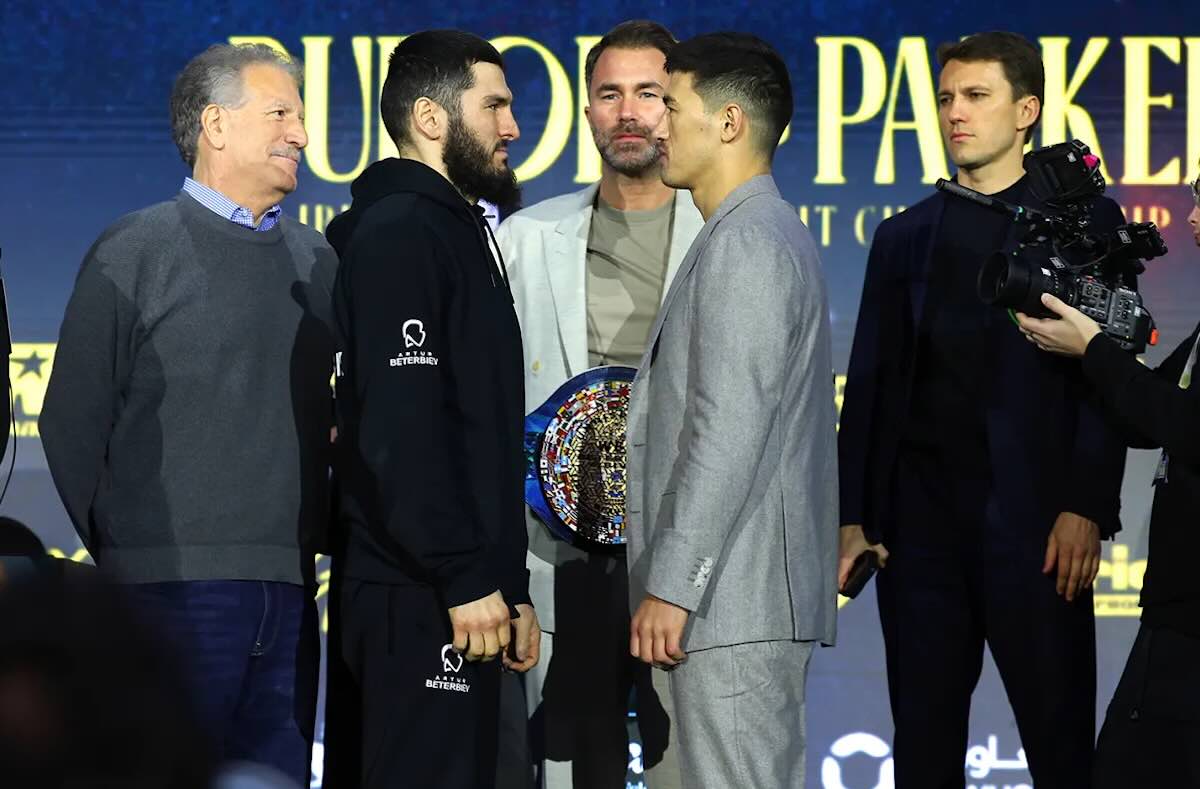 Artur Beterbiev vs. Dmitri Bivol en cara a cara