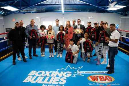 Gimnasio Canovanas (Fotos por V.Planas / WBO)